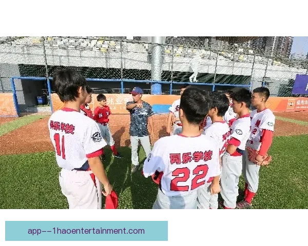 隆东帕丘卡重燃希望再起航 助力球队迎来崭新篇章 隆东帕丘卡重燃希望再起航 助力球队迎来崭新篇章
